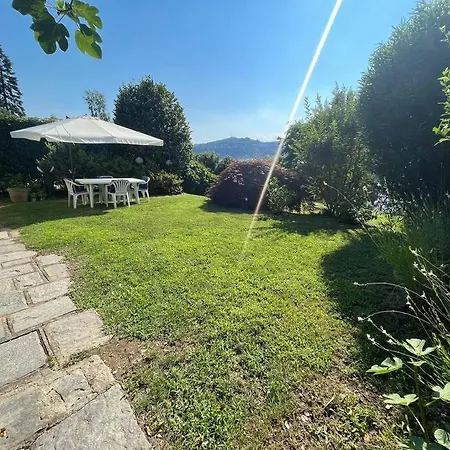 Casa Fronte Con Piscina *