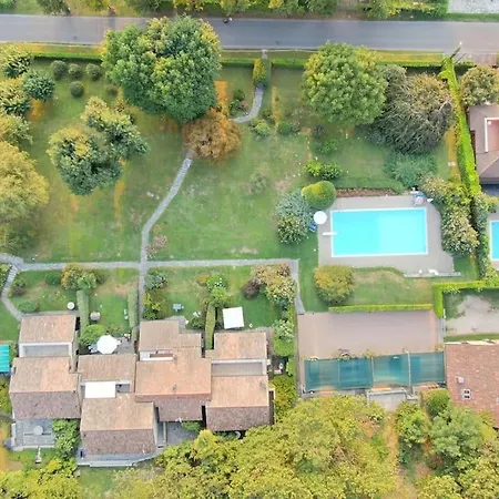 別荘 Casa Fronte Con Piscina アンジェーラ