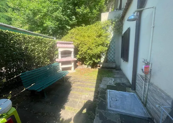 Сasa de vacaciones Casa Fronte Con Piscina Angera