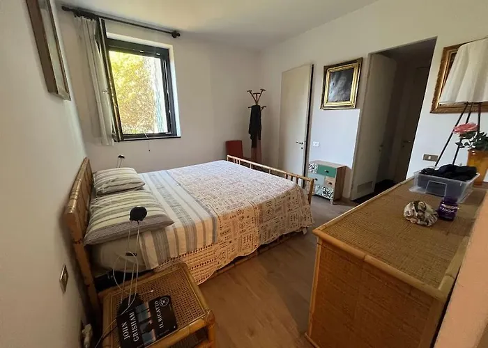 Casa Fronte Con Piscina 度假居 *