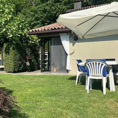 Casa Fronte Con Piscina *